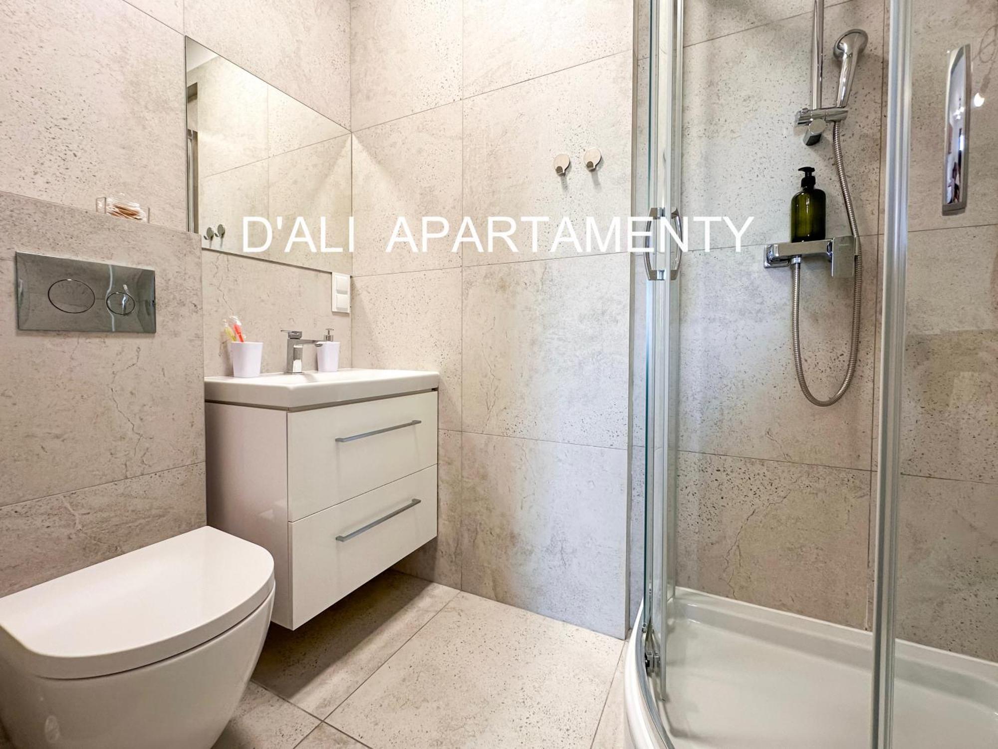 Apartment Bulgarska Komfortowy Z Trzema Sypialniami I Trzema Lazienkami Oraz Dwoma Miejscami Parkingowymi