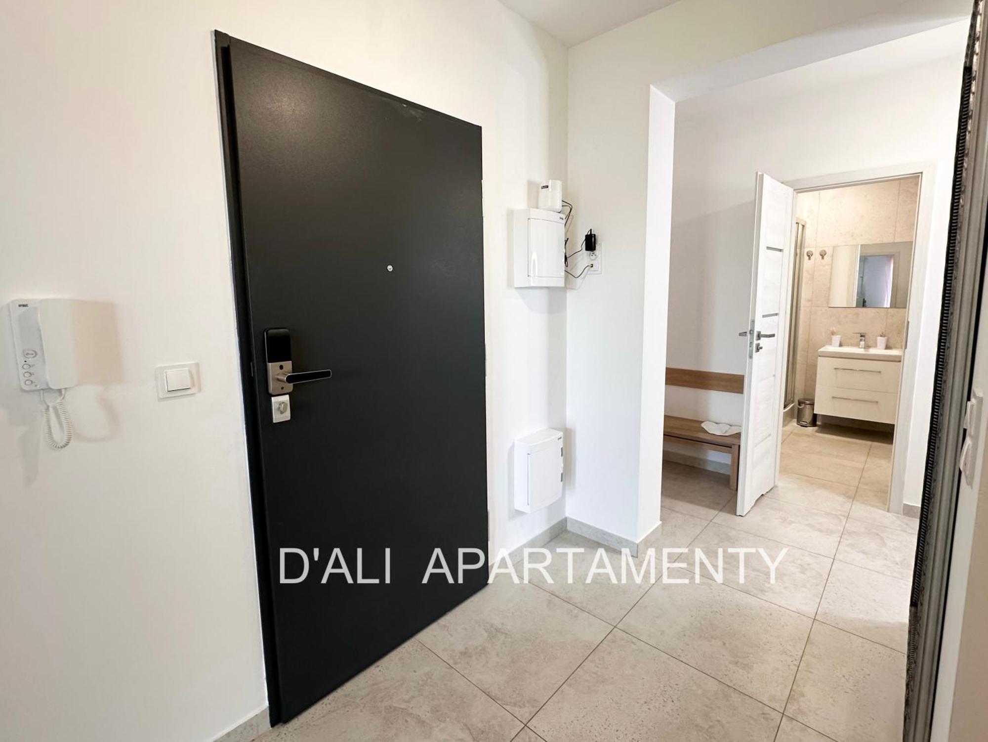 Apartment Bulgarska Komfortowy Z Trzema Sypialniami I Trzema Lazienkami Oraz Dwoma Miejscami Parkingowymi